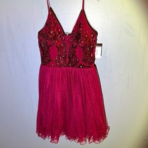 Burgandy Sequin and Tool HOMECOMING or Prom Dress Brand New Never Worn.